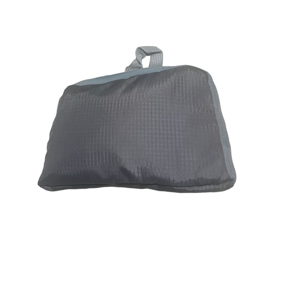 Backpack - Picture 6 of 7